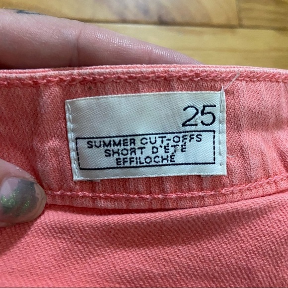 💥5/$25 Gap 1969 cut off shorts in size 25 - Picture 4 of 7